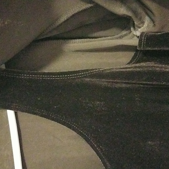 Black and Gold Velvet Jacket with Black Velvet Camisole. 1X - Picture 7 of 10